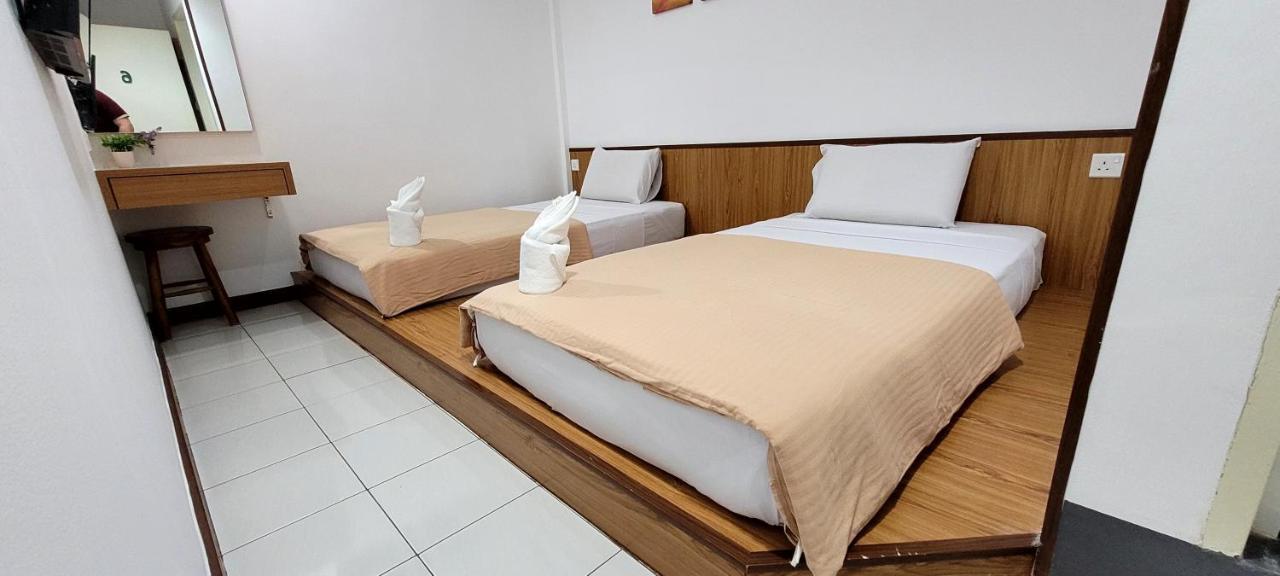 Api-Api Guesthouse Kota Kinabalu Kültér fotó