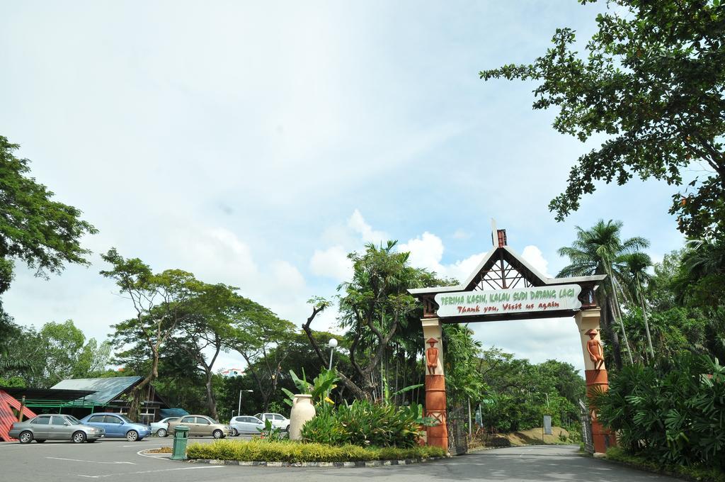 Api-Api Guesthouse Kota Kinabalu Kültér fotó
