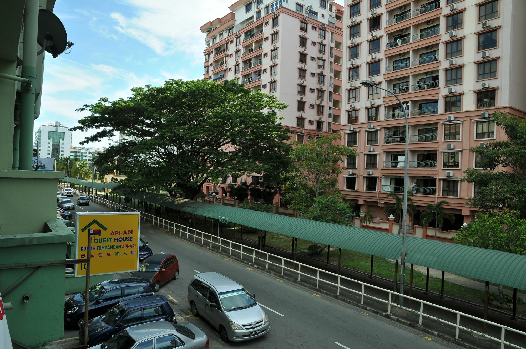 Api-Api Guesthouse Kota Kinabalu Kültér fotó